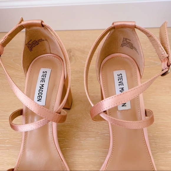 Steve Madden Sundaze Ruffle Satin Block Heels - Picture 3 of 9